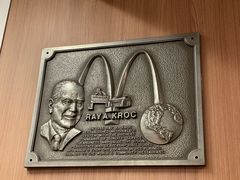 -麦当劳(中山八路店)