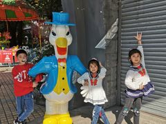 -顺德大良半月城游乐场