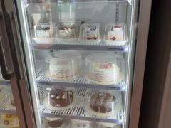 -DQ·蛋糕·冰淇淋(大宁国际商业广场店)