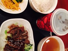 韩式牛仔骨-大冒险家餐厅