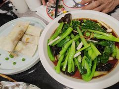 -新白鹿餐厅(百联中环店)