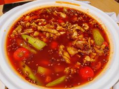 -渝信川菜 · 川味家常菜(财富购物中心店)