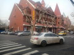 -全家便利店(洛川东路店)