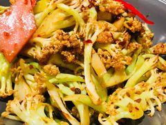 干锅花菜-吕氏疙瘩汤·新鲁菜(济南万象城店)