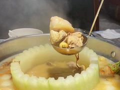 -禄婶鸡煲·打边炉