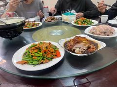 -余杨鸭鸭餐厅