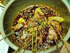 -临界音乐酒馆·小龙虾·江湖菜(华熙LIVE·鱼洞店)