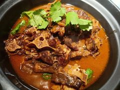 红焖牛尾-董厨煨汤馆(车站路店)