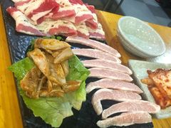 -金顺韩式烤肉·网红烤肉店(广利路店)
