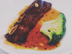 海鹽生煎牛仔骨-稻香酒家·33年老字号·港式粤菜(富邦中心店)