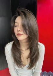 -苑苑发型设计