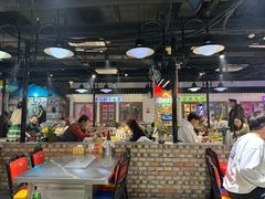 -马路牙子烧烤音乐酒馆(望京店)
