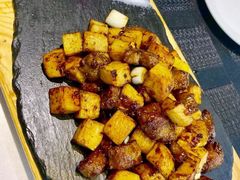 -胡记饭店(保工街店)