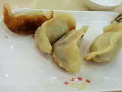 -珊珊小笼馆(仙霞路店)