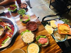 -周幺妹重庆老火锅(银泰城总店)