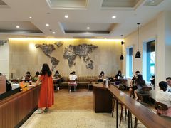 大堂-星巴克臻选(广州沙面店)