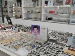-潘多拉眼镜·蔡司依视路明月(潘家园店)