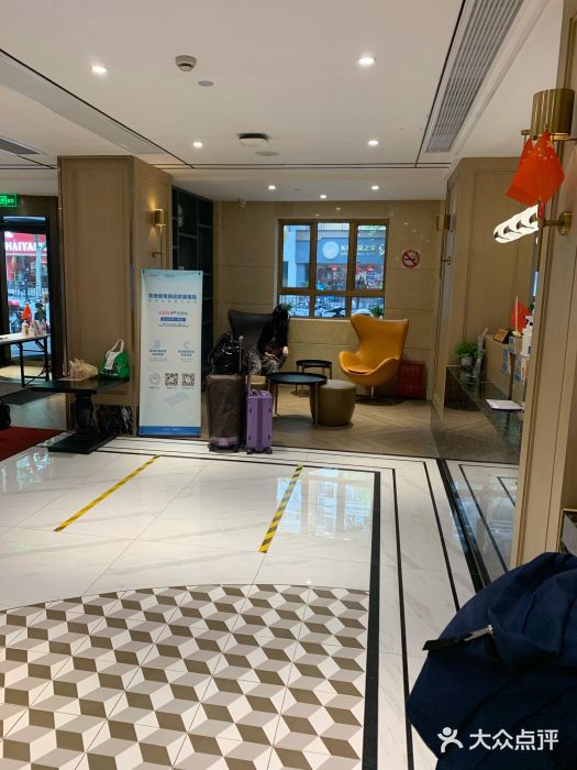 白玉兰酒店(上海田子坊马当路地铁站店)图片