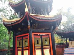 -峨眉山报国寺