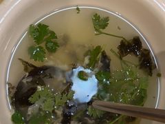 -鑫渔港海鲜本地菜·山海关浑锅(东戴河店)
