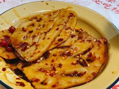 -堂瓦里·33年传统赣菜(第一街区店)