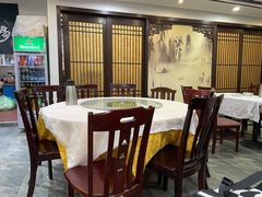 大堂-溱湖八鲜菜馆