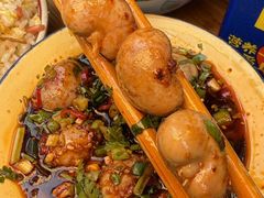 -拈签一笑黄牛肉辣卤串串