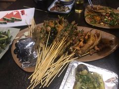 -何师烧烤·香辣蟹·川菜·30年老品牌(太古里旗舰店)