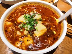 -渝是乎酸菜鱼(龙旗购物中心店)