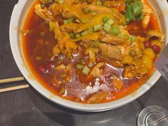 -川流不息·地道川菜·小龙虾(松东路店)