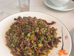 雪菜牛肉丝-食光慢宴·安吉土菜馆