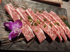 精选肥牛-山之屋炭火烧肉·生啤畅饮(大朗万科中央公园店)