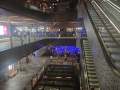 -瑞虹新天地月亮湾