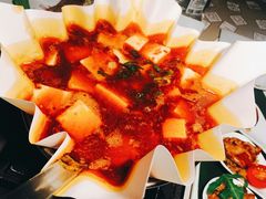 -穹六人间 people 6(岳阳路店)