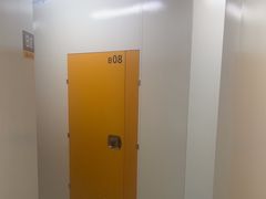 -安东易迷你仓自助寄存仓库(淞虹路店)