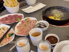 -野迹·石橄榄鸡·烧烤(新洲店)