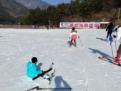 -大别山南武当滑雪场