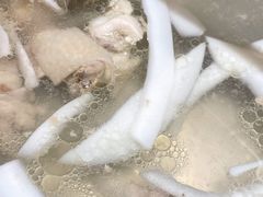 -喃喃椰·糟粕醋·椰子鸡火锅(七堡花园店)