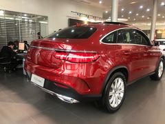 -浙江星杭奔驰4S店(海创园店)