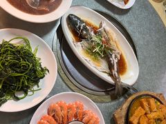 -南沙辉记烧鸡·荔枝木炭火吊烧(旧镇店)