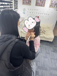 -AI艾耳·专业手工耳洞·穿孔美学馆