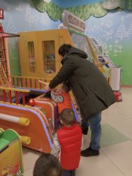 -莫莉幻想儿童乐园(武汉保利广场店)