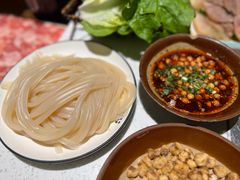 -贵府酸汤牛肉火锅·贵州老字号(飞山街店)