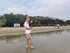 -三亚湾海居铂尔曼度假酒店