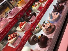 樱桃巧克力蛋糕-巴黎贝甜(大宁国际商业广场店)