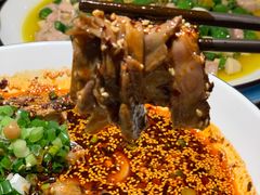 -万重锦·人文川菜馆(骡马市店)