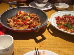 -爱碗亭·鲜炒湖南菜(壹城中心店)