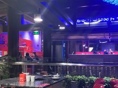 大堂-热火朝天鲜切牛肉火锅(南强街巷店)