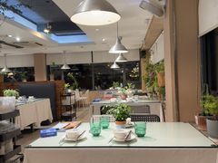 -观塘港茶餐厅(八一大道店)