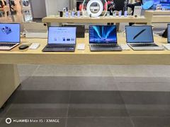 -华为授权体验店(中山公园来福士)